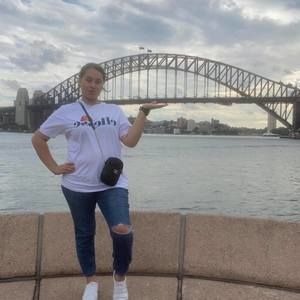 Meet your Posher, Makii